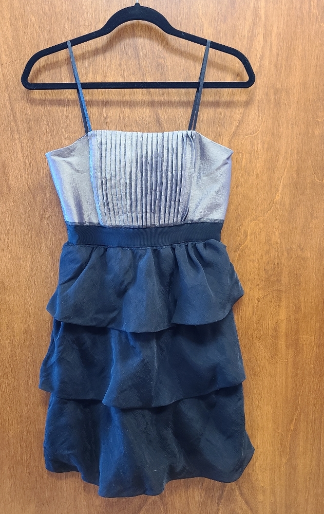 Max and Cleo dress, size 4, black and gold
